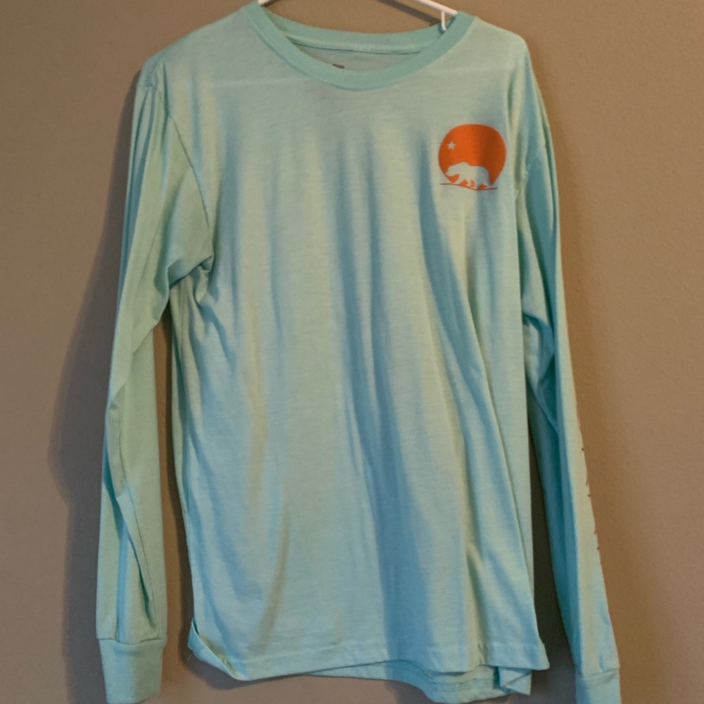 men’s long sleeve shirt